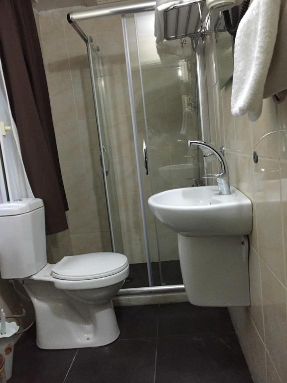 Akdeniz Hotel Istanbul Room photo