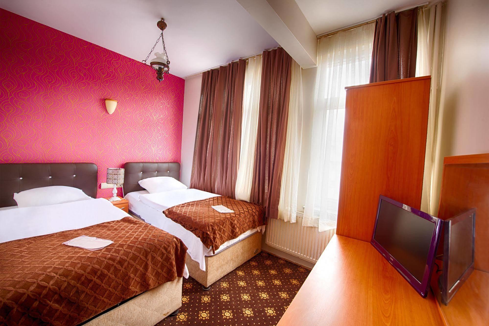 Akdeniz Hotel Istanbul Exterior photo